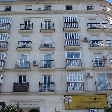 Апартаменты Fan Flat Mariscal Малага Экстерьер фото