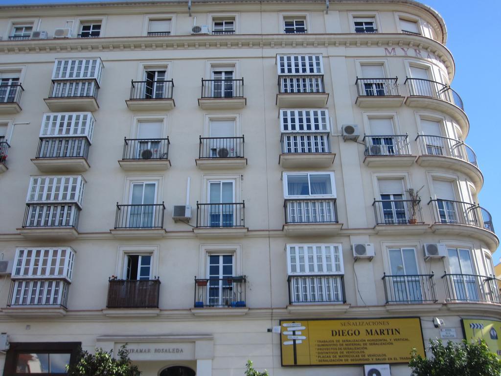 Апартаменты Fan Flat Mariscal Малага Экстерьер фото